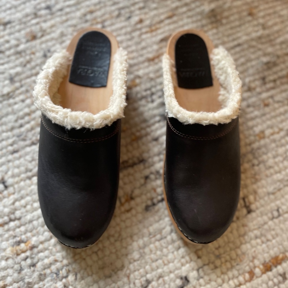 MAGUBA Clogs. 38